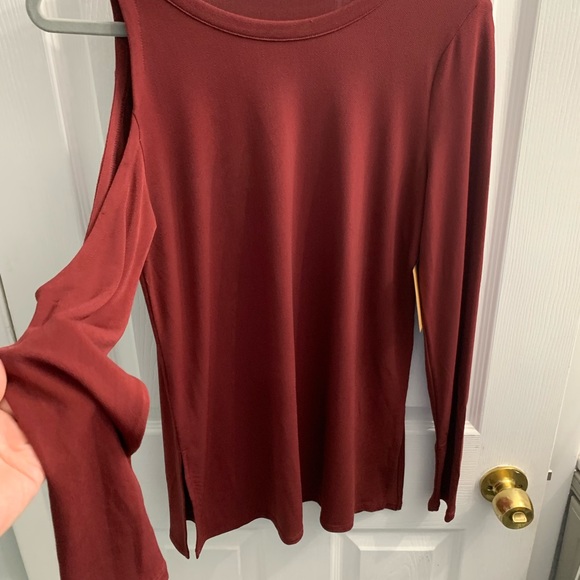 Rachel by Rachel Roy Cold Shoulder Top -Small - Picture 4 of 5